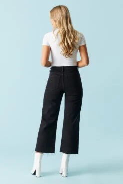 Refuge Crop Wide Leg Black Jean -Mini Aura Shop 052564641166 01 2