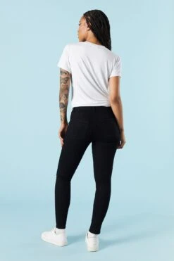 Black Wash Rio Mid RiseDistressed Skinny Jean -Mini Aura Shop 071639072001 01 2