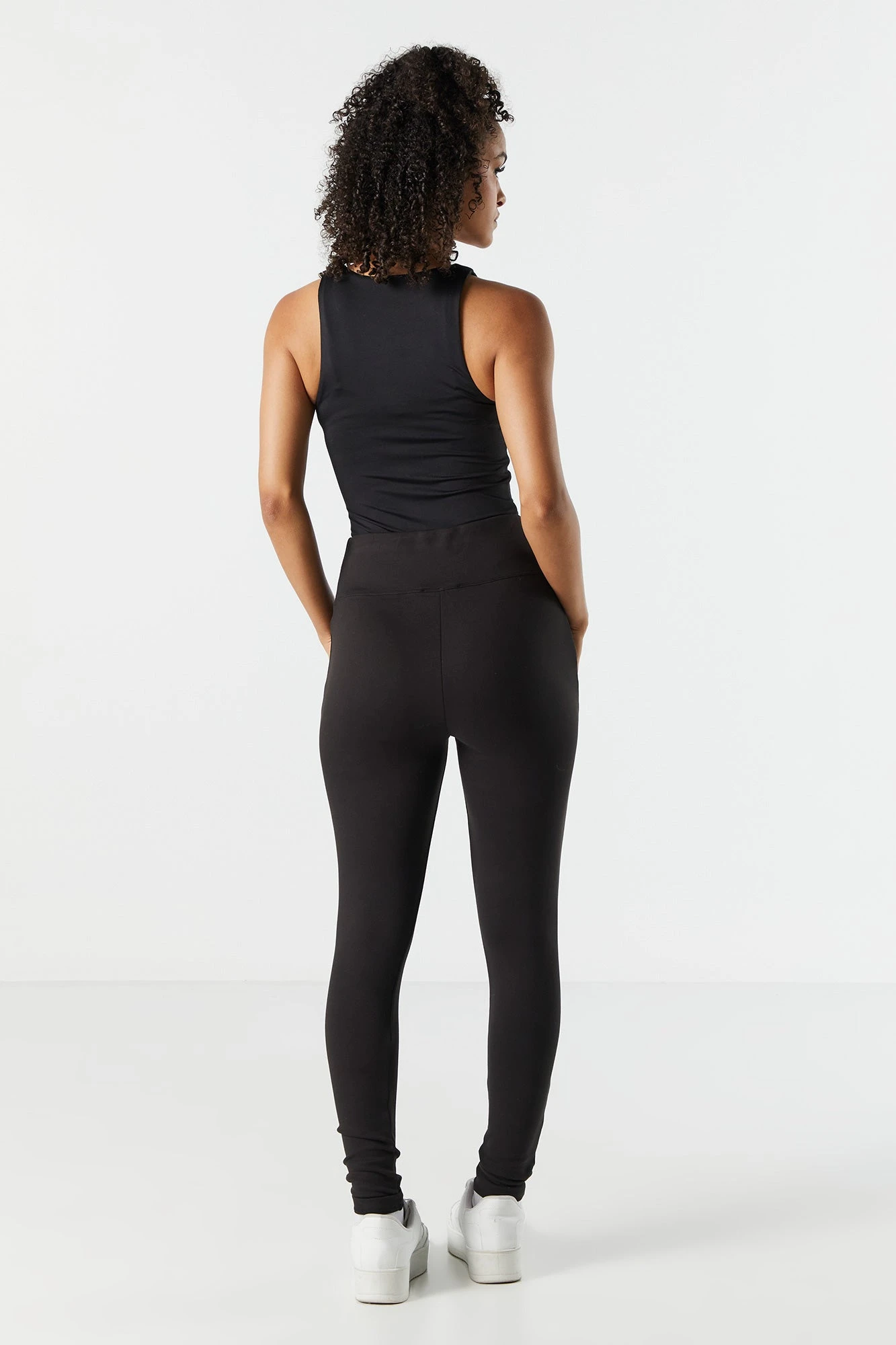 Plaid Zip Pocket Legging 5 Plaid Zip Pocket Legging - Image 3