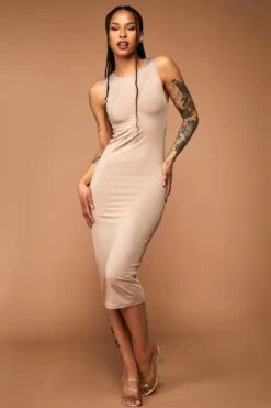 Contour Round Neck Midi Dress -Mini Aura Shop 073003033618