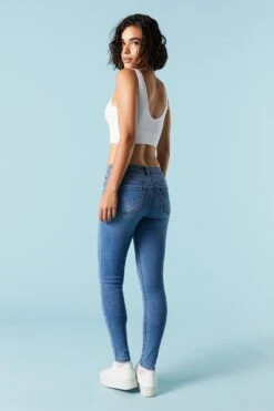 Miami Low Rise Medium Wash Skinny Jean 7 Miami Low Rise Medium Wash Skinny Jean -Mini Aura Shop 075639075562 58 2