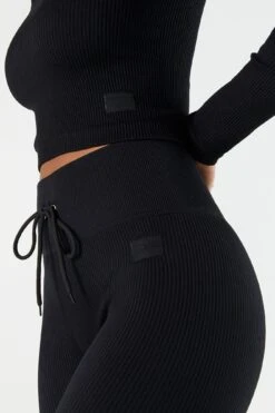 Sommer Ray Seamless Ribbed Long Sleeve Active Top 26 Sommer Ray Seamless Ribbed Long Sleeve Active Top -Mini Aura Shop 078603569261 01 3 1