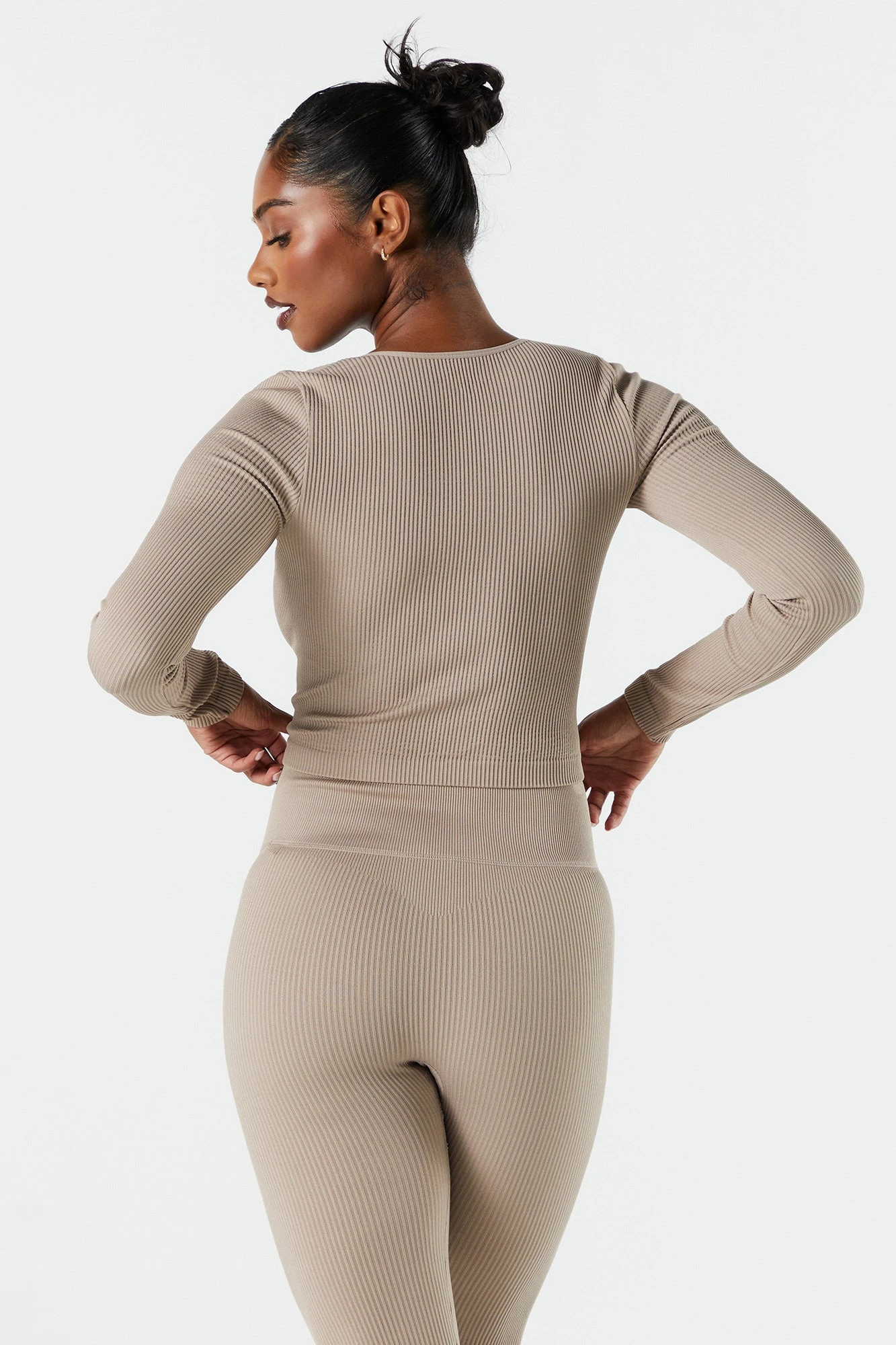Sommer Ray Seamless Ribbed Long Sleeve Active Top 16 Sommer Ray Seamless Ribbed Long Sleeve Active Top - Image 14
